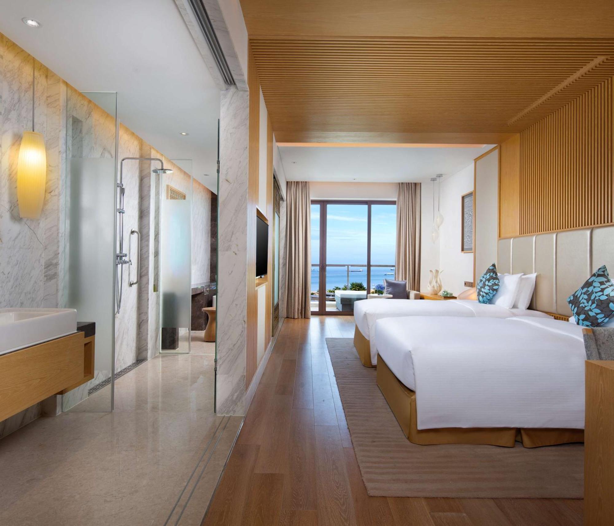 Thousand Cranes Sanya Yazhou Bay Int'L Exchange Centre,Curio By Hilton Exterior photo