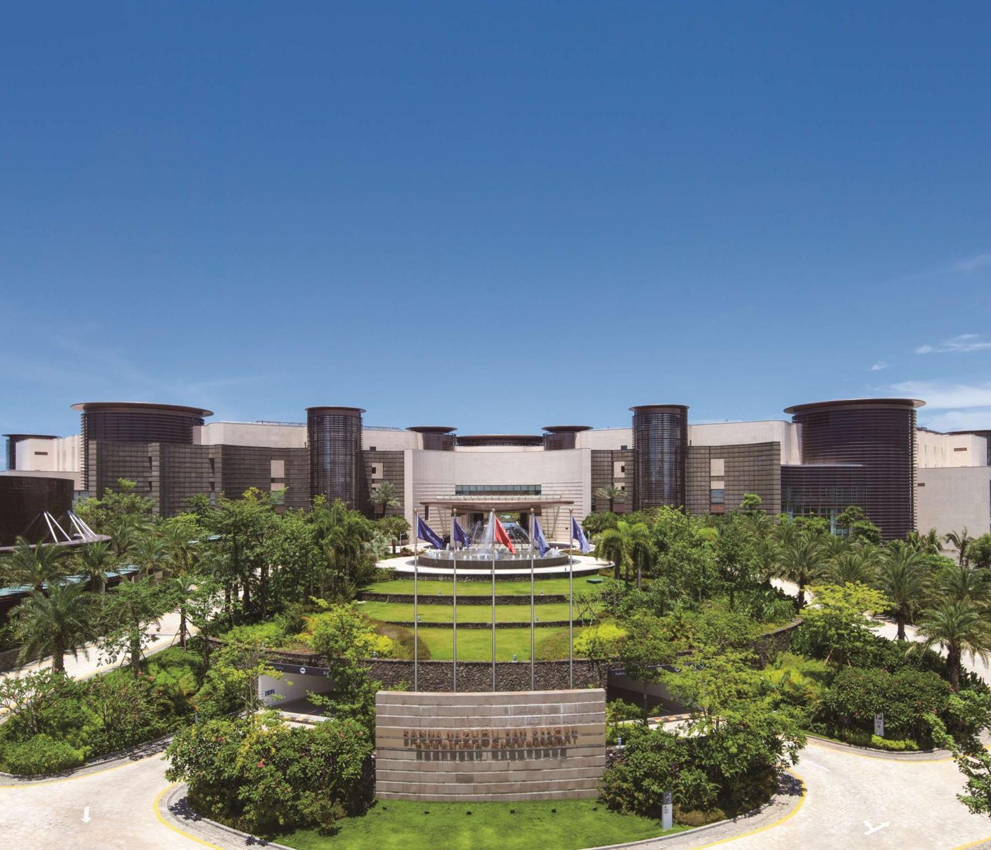 Thousand Cranes Sanya Yazhou Bay Int'L Exchange Centre,Curio By Hilton Exterior photo