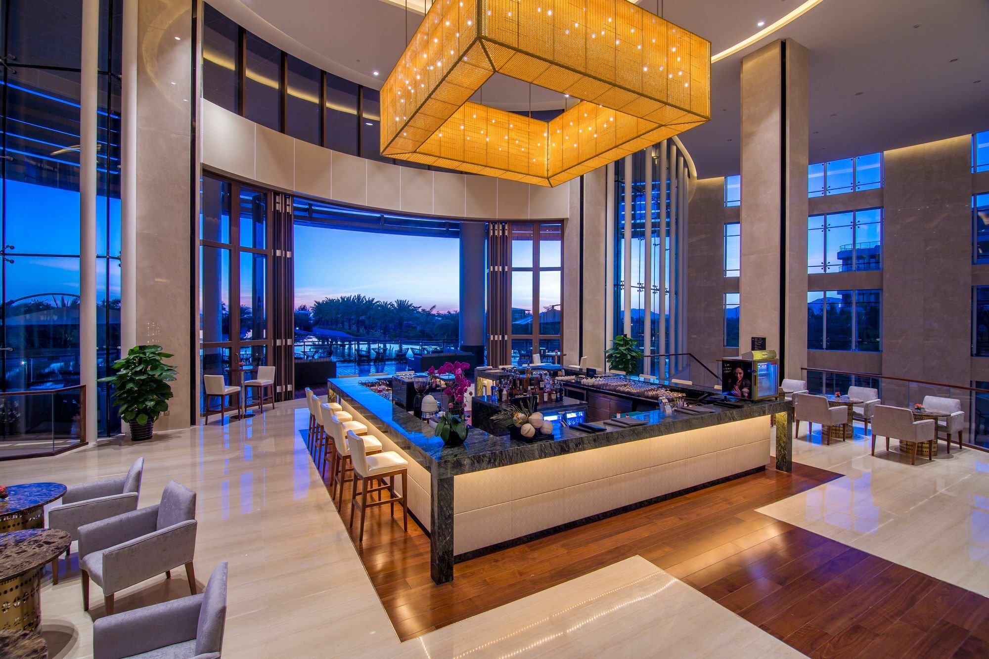 Thousand Cranes Sanya Yazhou Bay Int'L Exchange Centre,Curio By Hilton Exterior photo
